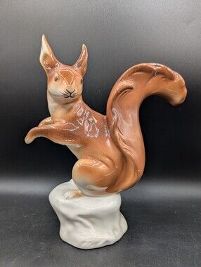 Royal Dux Bohemia Vintage 9.5"  Squirrel Figurine, Czechoslovakia, Excellent